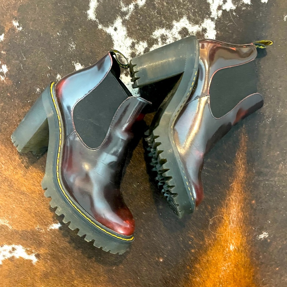 Dr. Martens Cherry Hurston heeled boots